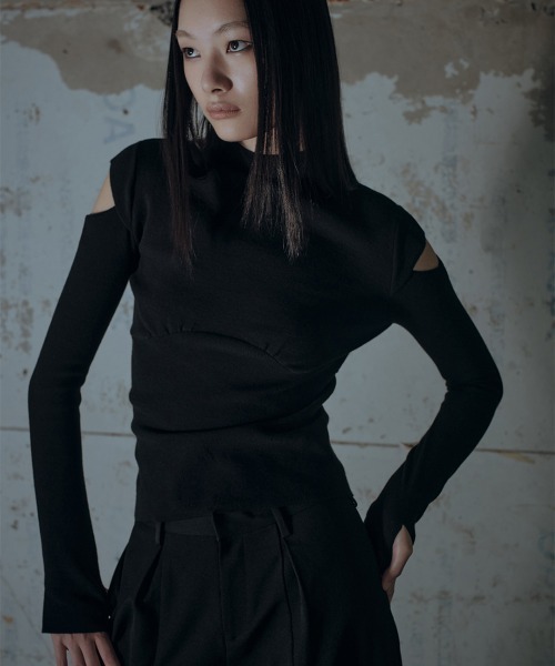 TELOPLAN(テーロプラン)の「【TELOPLAN】26SS新作 Elijah Knit Top / エライジャニットトップ(ニット/セーター・レディース・Black/White・ONE SIZE)」の1枚目の写真