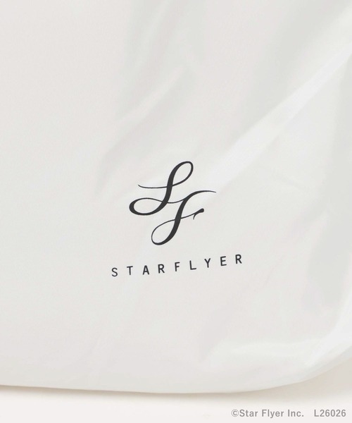 LAKOLE（ラコレ）の「［STARFLYER］撥水巾着バッグ / 1057740（トートバッグ・レディース・ホワイト/ブラック・FREE）」の4枚目の写真