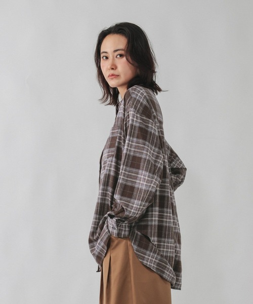 GLOBAL WORK(グローバルワーク)の「ビエラチェックシャツ/797933(シャツ/ブラウス・レディース・ホワイト系その他7/ブラック系その他/ダークブラウン/オフホワイト・MEDIUM/LARGE)」の20枚目の写真