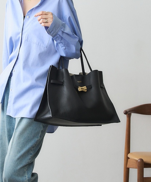 VIOLAd'ORO(ヴィオラドーロ)の「VIOLAd'ORO/ ヴィオラドーロ TRERO BIG TOTE(トートバッグ・レディース・ブラック/ブラウン・FREE)」の1枚目の写真