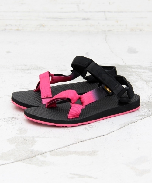 Teva（テバ）の「【国内exclusive】＜TEVA＞∵ORIGINAL UNIVERSAL TYEDYE サンダル（サンダル・レディース・ライトブルー/ピンク・5/6/8/7）」の5枚目の写真