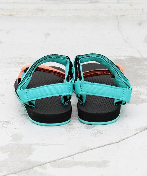 Teva（テバ）の「【国内exclusive】＜TEVA＞∵ORIGINAL UNIVERSAL TYEDYE サンダル（サンダル・レディース・ライトブルー/ピンク・5/6/8/7）」の13枚目の写真