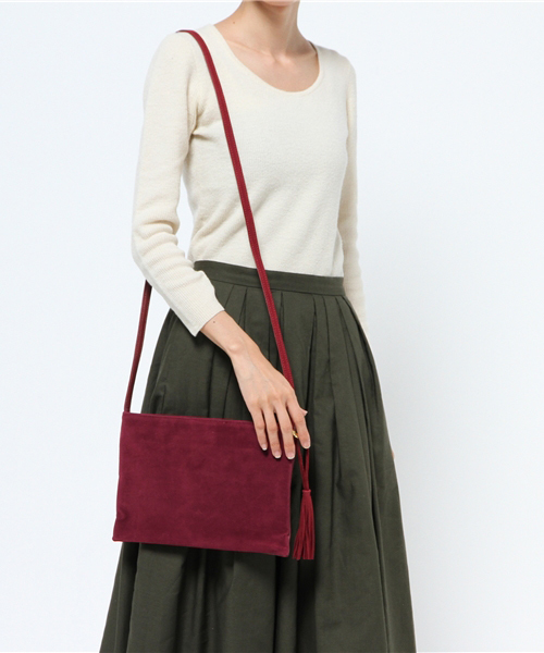 WEGO(ウィゴー)の「WEGO/リングタッセルショルダーバッグ(ショルダーバッグ・レディース・グレー/ワイン/ブラック/ブラウン/マスタード・FREE)」の15枚目の写真