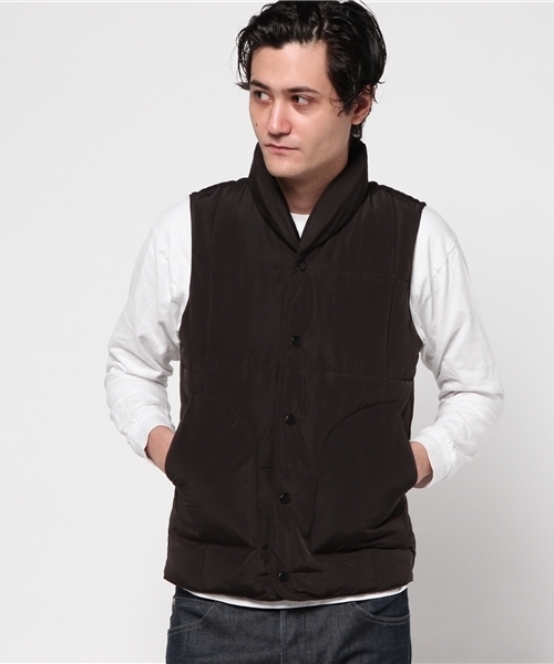 Denime（ドゥニーム）の「中綿ベスト（ダウンベスト・メンズ・カーキ/ブラック/ネイビー・LARGE/MEDIUM）」の6枚目の写真