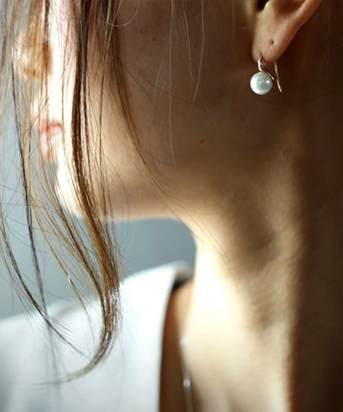 antiqua(アンティカ)の「貝パールピアス(ピアス(両耳用)・レディース・ピンク・FREE)」の5枚目の写真