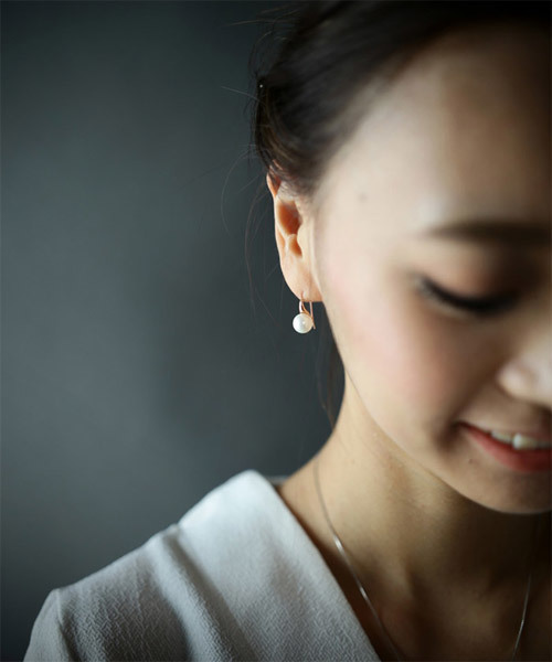 antiqua(アンティカ)の「貝パールピアス(ピアス(両耳用)・レディース・ピンク・FREE)」の7枚目の写真