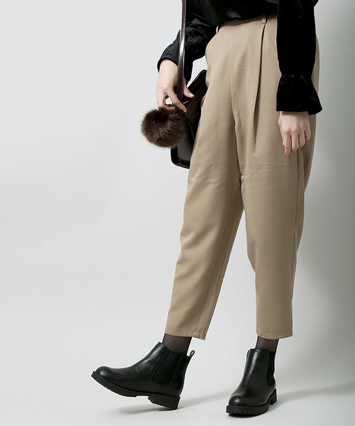 WEGO（ウィゴー）の「WEGO/タックテーパードパンツ（その他パンツ・レディース・インディゴブルー/ベージュ/ブラック/サックスブルー/ピンク・FREE）」の3枚目の写真