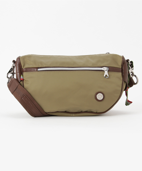 Orobianco（オロビアンコ）の「【Orobianco　オロビアンコ】　TRUCCO-G　定番　ショルダーバッグ　/　90701（ショルダーバッグ・メンズ・グレー/レッド/ブラック/カーキ/ワイン/ネイビー・FREE）」の4枚目の写真