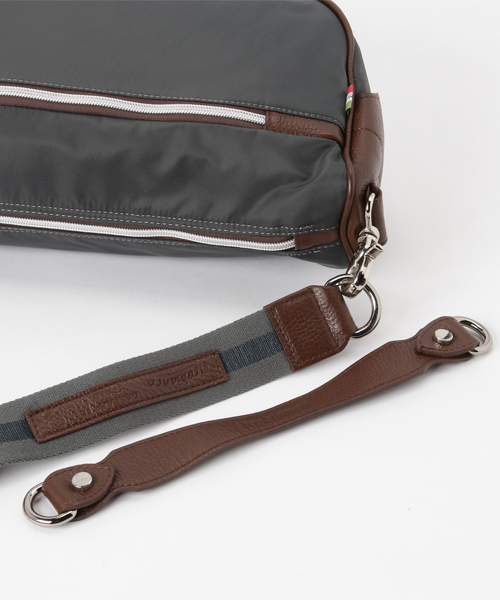 Orobianco（オロビアンコ）の「【Orobianco　オロビアンコ】　TRUCCO-G　定番　ショルダーバッグ　/　90701（ショルダーバッグ・メンズ・グレー/レッド/ブラック/カーキ/ワイン/ネイビー・FREE）」の11枚目の写真