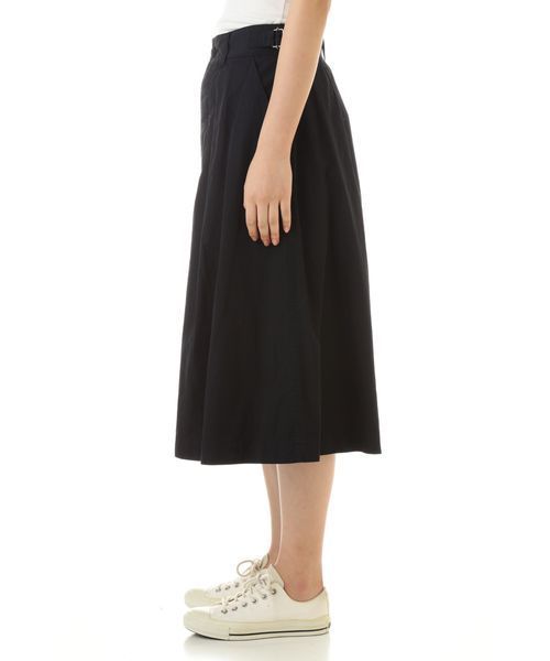 MHL.（エムエイチエル）の「COTTON LINEN TOUGH POPLIN（スカート・レディース・ブラック/ベージュ/ライトグレー・2/1/3）」の12枚目の写真