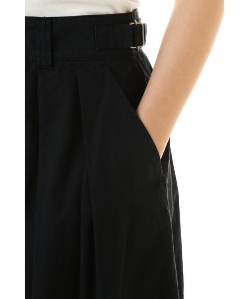 MHL.（エムエイチエル）の「COTTON LINEN TOUGH POPLIN（スカート・レディース・ブラック/ベージュ/ライトグレー・2/1/3）」の15枚目の写真