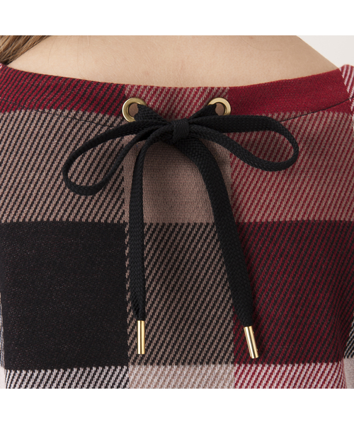 BLUE LABEL CRESTBRIDGE（ブルーレーベルクレストブリッジ）の