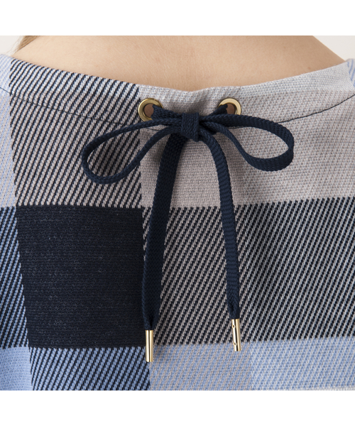 BLUE LABEL CRESTBRIDGE（ブルーレーベルクレストブリッジ）の