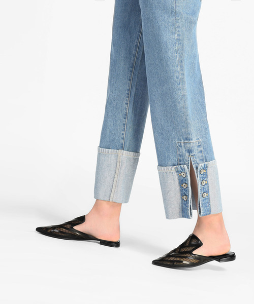 CHARLES & KEITH（チャールズ & キース）の「メッシュディテールスリッポン / MESH DETAIL SLIP ONS（スリッポン・レディース・ブラック/イエロー/グリーン・24.5cm/22.5cm/23.5cm/23cm/25cm）」の4枚目の写真