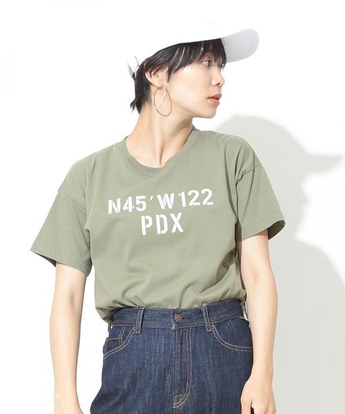 coen（コーエン）の「AIRPORTプリントTシャツ（Tシャツ/カットソー・レディース・ホワイト/ブラック/オリーブ・LARGE/MEDIUM）」の15枚目の写真
