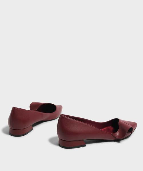 CHARLES & KEITH（チャールズ & キース）の「ラッフルディテールポインテッドフラット / RUFFLE DETAIL POINTED FLATS（バレエシューズ・レディース・ダークブルー/ブラック/レッド・22.5cm/23cm/23.5cm/24.5cm/25cm/25.5cm）」の18枚目の写真