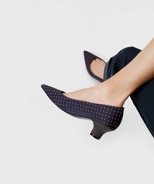 CHARLES & KEITH（チャールズ & キース）の「キトンヒールパンプス / KITTEN HEEL PUMPS（パンプス・レディース・ブラック/ブルーグリーン/マルチ・22.5cm/23cm/23.5cm/24.5cm/25cm/25.5cm）」の10枚目の写真