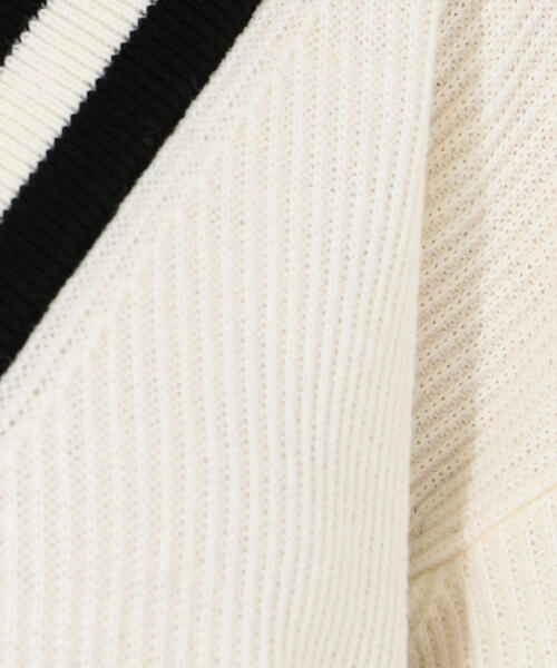 Jewel Changes（ジュエルチェンジズ）の「SMF 襟メッシュ ライン Ｖネックプルオーバー（ニット/セーター・レディース・ネイビー/オフホワイト・FREE）」の10枚目の写真