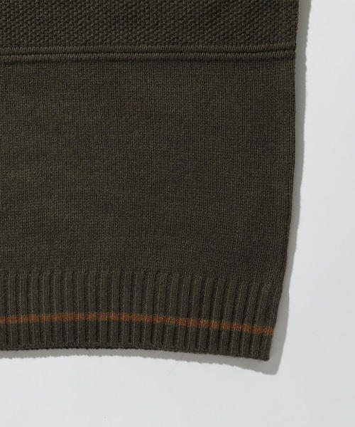 MHL.（エムエイチエル）の「＜MHL.＞ LAMBS VEST/ベスト（ベスト・メンズ・ワインレッド/オリーブ・LARGE/MEDIUM）」の6枚目の写真