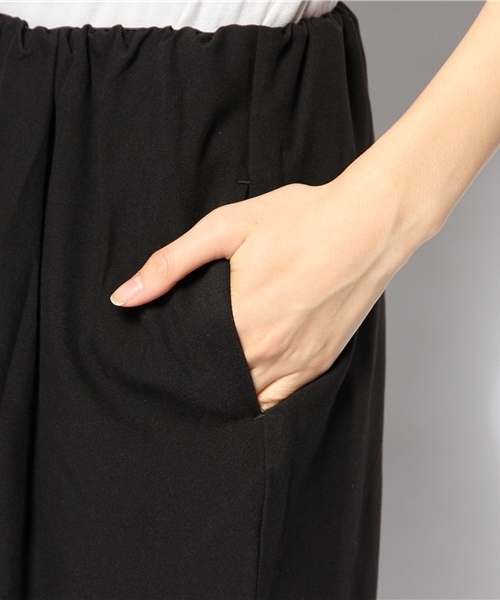 mystic(ミスティック)の「ギャザークロップドパンツ(その他パンツ・レディース・ベージュ/ブラック/グレー・フリ-)」の8枚目の写真