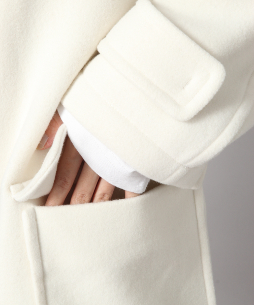 LOWRYS FARM（ローリーズファーム）の「メリノＢＩＧダッフルコート　832205（ダッフルコート・レディース・グレー/オフホワイト/ブルー・FREE）」の15枚目の写真