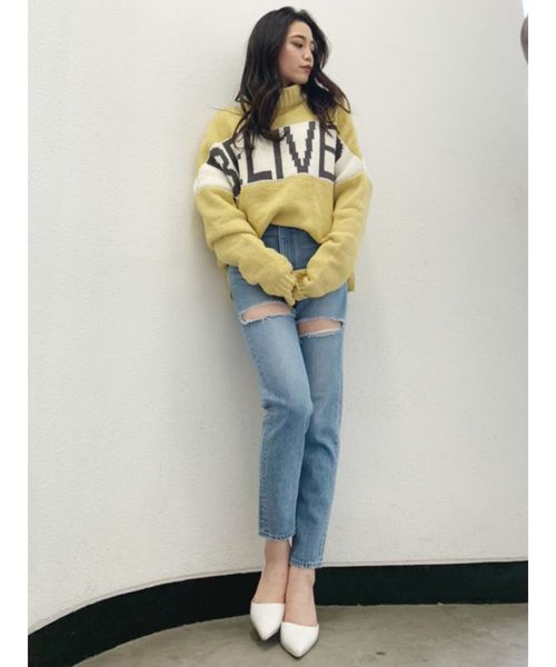 E49　ぴ　メタリカ　トップス SLY（スライ）の「ZIP UP DAMAGE CROPPED TOPS ジップアップ