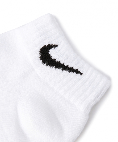 EN ROUTE（アンルート）の「NIKE 3P ローカット（ソックス/靴下・メンズ・ホワイト・LARGE/SMALL/MEDIUM）」の2枚目の写真