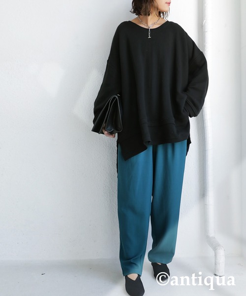 antiqua(アンティカ)の「裏毛スリットトップス(スウェット・レディース・ホワイト/ブルー系その他/ピンク系その他/モカ/ベージュ/ブラック/パープル系その他・FREE)」の20枚目の写真