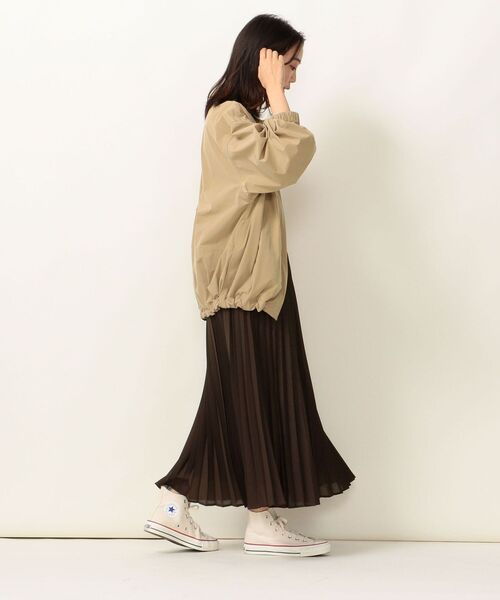 SHIPS any(シップス エニィ)の「SHIPS any:フラットライトブルゾン(ノーカラージャケット・レディース・ベージュ/ブラック・ONE SIZE)」の19枚目の写真