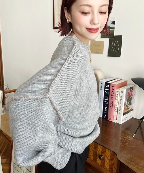 moment+（モーメントプラス）の「【累計販売枚数2万枚突破！】 配色ハンドステッチニットプルオーバー（ニット/セーター・レディース・アイボリー/ホワイト系その他/スミクロ/オレンジ/ブラウン/グレイッシュベージュ/ブラック/グリーン/チャコールグレー/ミント/ラベンダー/カーキ/ライトグリーン/杢グレー/ボルドー・M/L/FREE）」の18枚目の写真