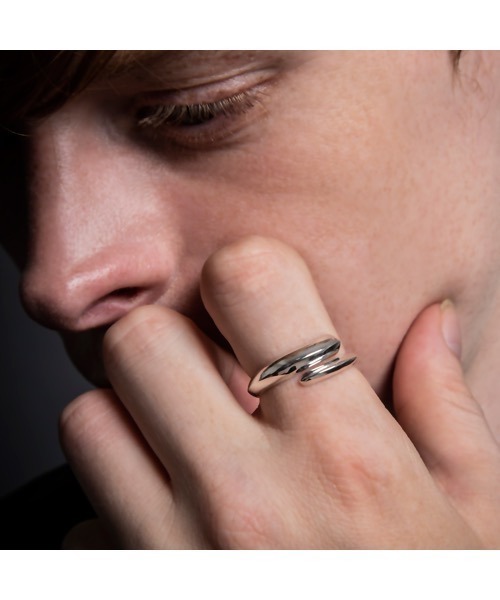 ARTEMIS KINGS（アルテミスキングス）の「ARTEMIS KINGS/ｳﾞｧｲﾝﾘﾝｸﾞ（リング・メンズ・シルバー・FREE）」の8枚目の写真