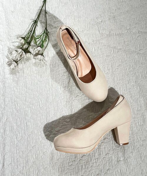 大人も着やすいシンプルファッションのlegon マジェスティックレゴン のファッション Majestic Majestic パンプス Legon マジェスティックレゴン のパンプス クリーミーフカフカパンプス を購入できます Majestic クリーミーフカフカパンプス