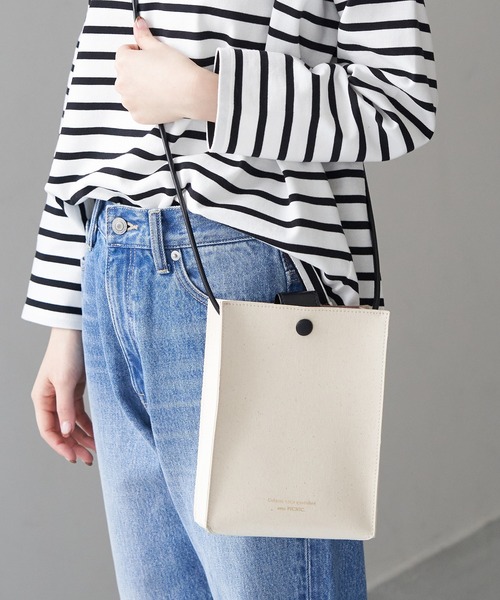 ROPE' PICNIC（ロペピクニック）の「スクエアミニショルダーバッグ（ショルダーバッグ・レディース・ブラック/ブルー/イエロー・FREE）」の2枚目の写真