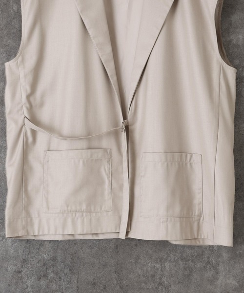 act'm（アクトム）の「テーラードカラー オーバーサイズ ジレベスト（ベスト・メンズ・ブラック/チョコ/グレイッシュベージュ・S/M/L）」の13枚目の写真