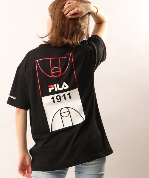 FILA HERITAGE（フィラヘリテージ）の「FILA HERITAGE×Akita Northernn Happinets 吸水速乾バスケットボール半袖グラフィックTシャツ（Tシャツ/カットソー・メンズ・ブルー系その他/ブラック系その他/ホワイト系その他/イエロー/イエロー系その他/ホワイト系その他2/ホワイト系その他3/ブラック系その他2/ブルー系その他2/レッド/ネイビー/ブラック/ホワイト・M/L/XL/S）」の6枚目の写真