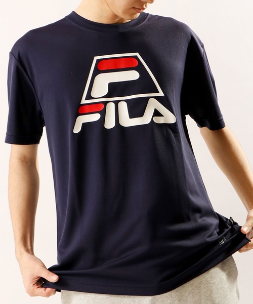 FILA HERITAGE（フィラヘリテージ）の「FILA HERITAGE×Akita Northernn Happinets 吸水速乾バスケットボール半袖グラフィックTシャツ（Tシャツ/カットソー・メンズ・ブルー系その他/ブラック系その他/ホワイト系その他/イエロー/イエロー系その他/ホワイト系その他2/ホワイト系その他3/ブラック系その他2/ブルー系その他2/レッド/ネイビー/ブラック/ホワイト・M/L/XL/S）」の9枚目の写真