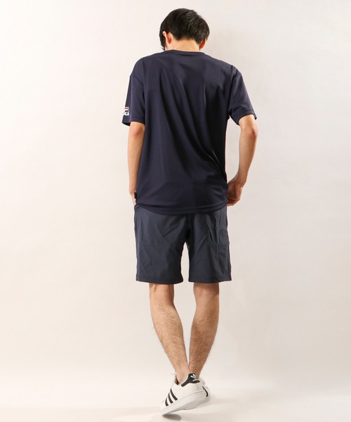 FILA HERITAGE（フィラヘリテージ）の「FILA HERITAGE×Akita Northernn Happinets 吸水速乾バスケットボール半袖グラフィックTシャツ（Tシャツ/カットソー・メンズ・ブルー系その他/ブラック系その他/ホワイト系その他/イエロー/イエロー系その他/ホワイト系その他2/ホワイト系その他3/ブラック系その他2/ブルー系その他2/レッド/ネイビー/ブラック/ホワイト・M/L/XL/S）」の19枚目の写真