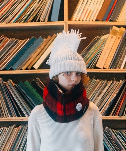 STOF（ストフ）の「STOF/ストフ/ニットキャップ/Mohawk KnitCap（ニットキャップ/ビーニー・メンズ・ブラック/ホワイト・FREE）」の2枚目の写真