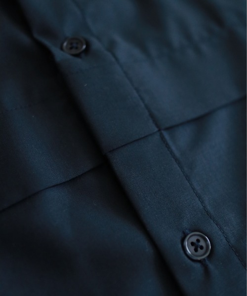 y/m by kitsune（イムバイキツネ）の「バンドカラーフラップシャツ（シャツ/ブラウス・メンズ・ベージュ/ライトブラック・MEDIUM/LARGE）」の8枚目の写真