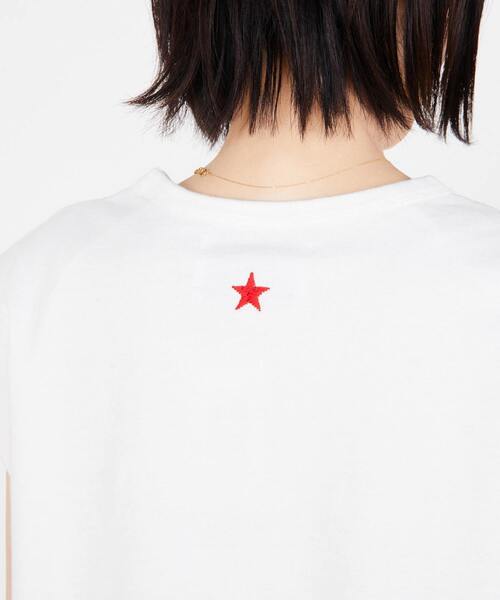 KURO(クロ)の「【CONVERSE TOKYO×KURO】パワーショルダーTシャツ(Tシャツ/カットソー・レディース・ブラック/ベージュ/オフホワイト/ブルー・FREE)」の15枚目の写真