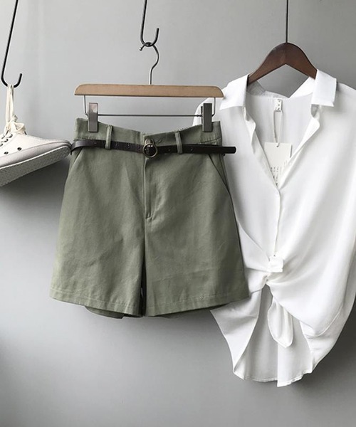 Ulysses（ユリシス）の「ベルト付きハーフパンツ（その他パンツ・レディース・キャメル/カーキ/ブラック/ホワイト・M/L）」の4枚目の写真