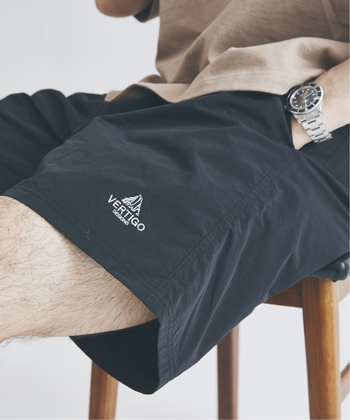 JOURNAL STANDARD（ジャーナルスタンダード）の「【VERTIGO DESIGNS×JS/ バーティゴデザイン】別注 SUPPLEX イージーショーツ/トラックパンツ（その他パンツ・メンズ・ブルー/ブルー系その他/パープル/オレンジ/ブラック/ベージュ・SMALL/MEDIUM/LARGE）」の2枚目の写真