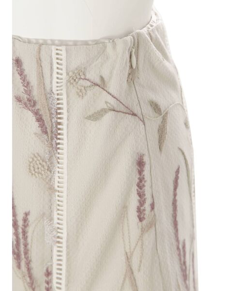 MERCURYDUO（マーキュリーデュオ）の「チュールエスニックエンブロイダリースカート（スカート・レディース・アイボリー/ミント・SMALL/MEDIUM）」の16枚目の写真