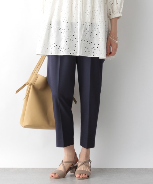 GLOBAL WORK（グローバルワーク）の「ウツクシルエットテーパードパンツ/949748（スラックス・レディース・ブラック/ネイビー/グレー/イエロー/ブルー/グリーン/アイボリー/ラベンダー/スモークピンク/ライトベージュ/グレイッシュベージュ・SMALL/MEDIUM/LARGE/X-LARGE/XX-LARGE/X-SMALL）」の7枚目の写真