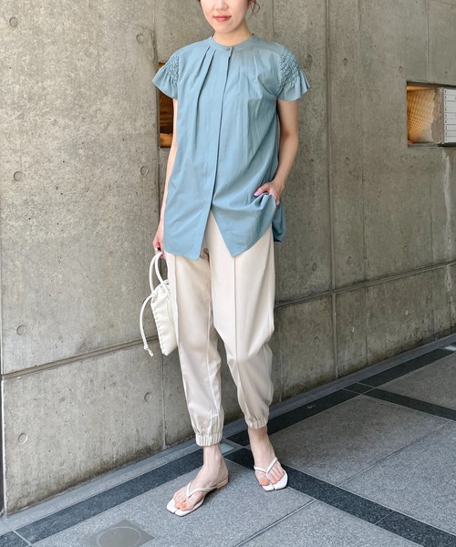 CAPRICIEUX LE'MAGE（カプリシューレマージュ）の「2WAYシャーリングフレンチブラウス（シャツ/ブラウス・レディース・ホワイト/ブラック/グリーン・FREE）」の21枚目の写真