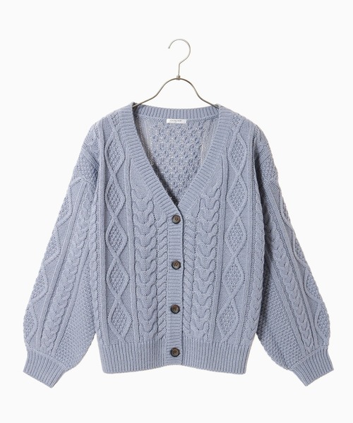 Honeys（ハニーズ）の「ケーブル編Ｖカーデ（カーディガン/ボレロ・レディース・ブラウン/アイボリー/ベージュ系その他/ブルー系その他/ピンク系その他・S/M/L）」の15枚目の写真