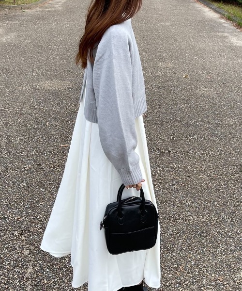 ACT（アクト）の「バックスリット クルーネック ショートニット（ニット/セーター・レディース・ライトブルー/ブラック・M）」の15枚目の写真