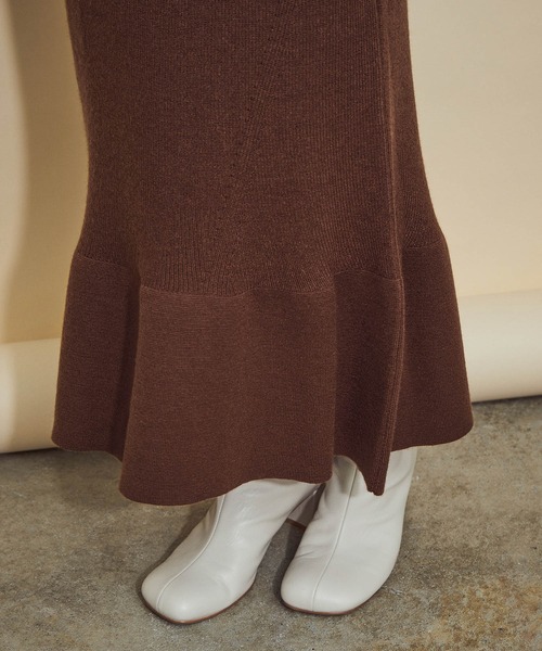 MADEMOISELLE ROPE'(マドモアゼル ロペ)の「【セットアップ】ラッフルスリーブニットワンピース(ワンピース・レディース・ブラック/ブラウン・38)」の15枚目の写真