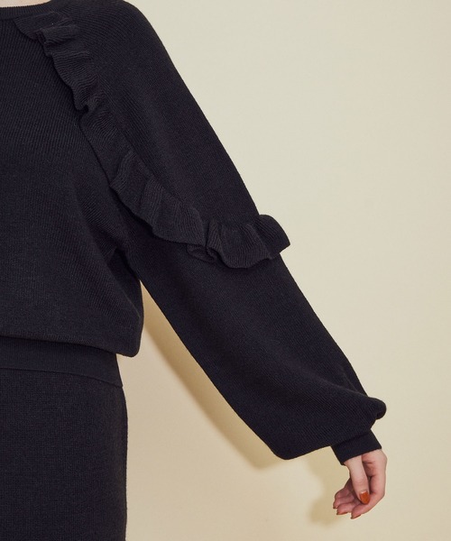 MADEMOISELLE ROPE'(マドモアゼル ロペ)の「【セットアップ】ラッフルスリーブニットワンピース(ワンピース・レディース・ブラック/ブラウン・38)」の12枚目の写真