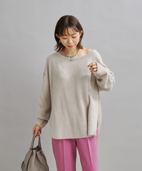 DouDou(ドゥドゥ)の「【新色追加】ラクーンラウンドヘム切替プルオーバー(ニット/セーター・レディース・ライトグレー/イエロー×グリーン/ピンク/モカ/イエロー/バイオレット・FREE)」の15枚目の写真